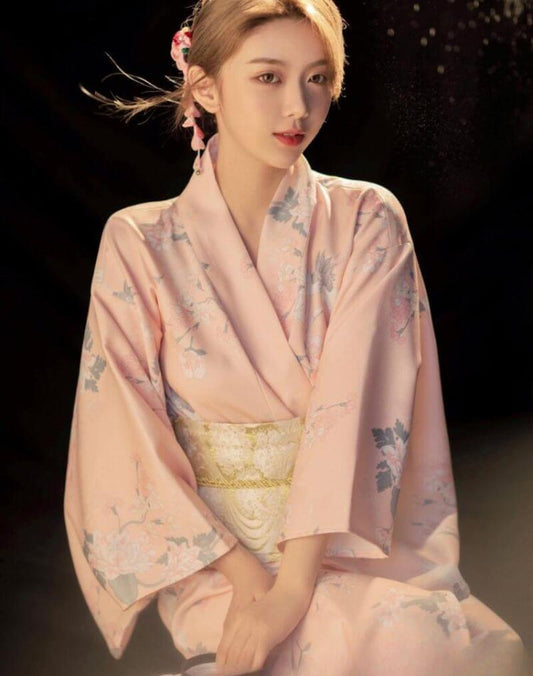 Kimono Japonais Rose Flower
